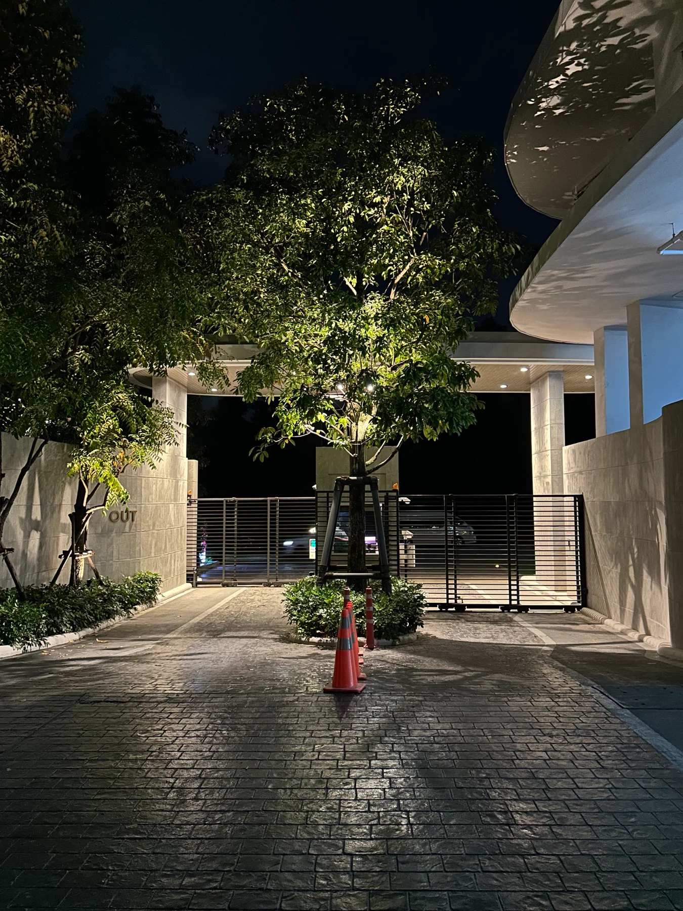 Additional exterior view of PHYLL Condo